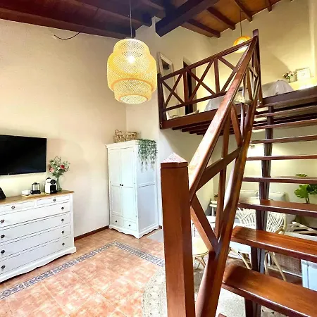 Romantic Deluxe Suite, Heated Pool, Wifi, Mountain View In La Esperanza 아파트 *