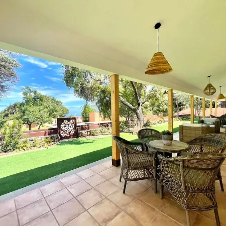 Romantic Deluxe Suite, Heated Pool, Wifi, Mountain View In La Esperanza *