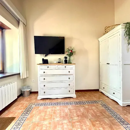 아파트 Romantic Deluxe Suite, Heated Pool, Wifi, Mountain View In La Esperanza 산타크루스데 테네리페