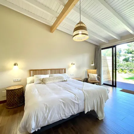 Romantic Deluxe Suite, Heated Pool, Wifi, Mountain View In La Esperanza *