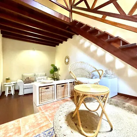 Romantic Deluxe Suite, Heated Pool, Wifi, Mountain View In La Esperanza Apartamento Santa Cruz de Tenerife
