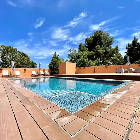 Romantic Deluxe Suite, Heated Pool, Wifi, Mountain View In La Esperanza