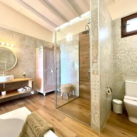 Romantic Deluxe Suite, Heated Pool, Wifi, Mountain View In La Esperanza Apartamento